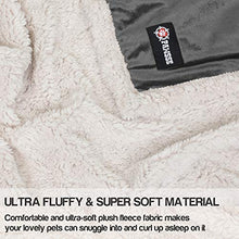 Carica l'immagine nel visualizzatore di Gallery, Coperta in pile per cuccioli, piccola e lavabile, sherpa Grigio/bianco.