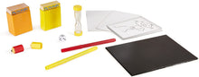 Carica l'immagine nel visualizzatore di Gallery, Mattel Games - Pictionary, Gioco in Scatola per Famiglie e Bambini 8+ Anni, DPR76