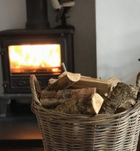 Carica l'immagine nel visualizzatore di Gallery, EcoBlaze Legna da Ardere premio tronchi di legno duro 25 cm essiccati al... - Ilgrandebazar