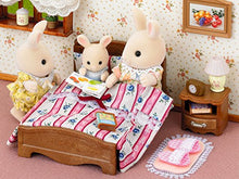 Carica l'immagine nel visualizzatore di Gallery, Sylvanian Families 2934 - Letto Matrimoniale e Accessori per Bambole