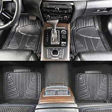 Carica l'immagine nel visualizzatore di Gallery, AmazonBasics - Set da 4 tappetini in gomma per auto, SUV, camion, Nero