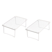 Carica l'immagine nel visualizzatore di Gallery, Amazon Basics - Ripiani portaoggetti impilabili da cucina, Bianco