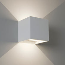Carica l'immagine nel visualizzatore di Gallery, APPLIQUE LED CUBO IMPERMEABILE DA INTERNO ED ESTERNO LAMPADA PARETE Bianco - Ilgrandebazar