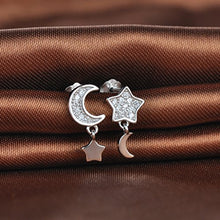 Carica l'immagine nel visualizzatore di Gallery, Infinite U, eleganti orecchini a forma di stella e luna, in argento Sterling... - Ilgrandebazar
