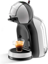 Carica l'immagine nel visualizzatore di Gallery, Nescafé Dolce Gusto by Krups Mini Me - Macchina per Caffè Espresso e Altre Bevande, Automatica, Grigio/Nero