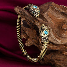 Carica l'immagine nel visualizzatore di Gallery, Skyrim Jormungandr Bracciale vintage con serpente, stile Antique Deep Brass