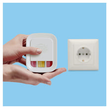 Carica l'immagine nel visualizzatore di Gallery, Ambi Pur 3Volution Profumatore per Ambienti, 2 Ricariche per Diffurore Elettrico, Fragranza Lenor Risveglio Primaverile, tecnologia Elimina Odori, Fino a 90 Giorni di Profumo per Ricarica