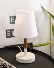 Carica l'immagine nel visualizzatore di Gallery, Tomons (Pacco da 2) Lampada comodino con paralume in Una Coppia, Bianco - Ilgrandebazar