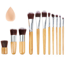 Carica l'immagine nel visualizzatore di Gallery, Rovtop Set 11 Pennelli per Trucco Professionali di Bambù con 1 Spugnetta... - Ilgrandebazar