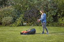 Carica l'immagine nel visualizzatore di Gallery, BLACK+DECKER BEMW451BH-QS Rasaerba a filo 1200W, Taglio 32cm, 1200 W - 32 cm - Ilgrandebazar