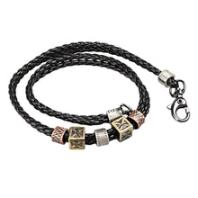 Carica l'immagine nel visualizzatore di Gallery, Collana da uomo in metallo e pelle intrecciata, 51 cm, nero - Ilgrandebazar