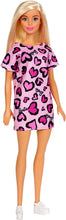 Carica l'immagine nel visualizzatore di Gallery, Barbie- Bambola Bionda con Abito Rosa con Cuoricini e Scarpe Giocattolo per Bambini 3+ Anni, Multicolore, GHW45
