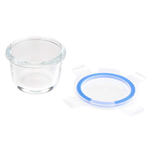 Carica l'immagine nel visualizzatore di Gallery, Amazon Basics ABL001 Contenitori in vetro da 150 ml, 4 unità, trasparenti con coperchi blu