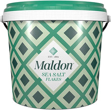 Carica l'immagine nel visualizzatore di Gallery, Maldon Organic Sea Salt 1.4 kg