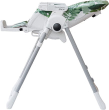 Carica l'immagine nel visualizzatore di Gallery, Peg Perego Seggiolone Prima Pappa Follow Me, Verde (Foliage)