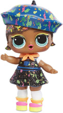 Carica l'immagine nel visualizzatore di Gallery, L.O.L. Surprise! Lights Glitter Doll with 8 Surprises Including Black Light Surprises