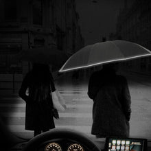 Carica l'immagine nel visualizzatore di Gallery, Ombrello Inverso Automatico, Ombrello Pieghevole Antivento, Ombrello Grande da Pioggia 10 Stecche Rinforzate per Uomo Donna, Diametro 105cm (Nero)