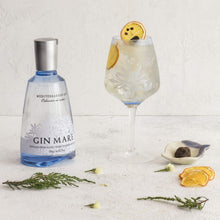 Carica l'immagine nel visualizzatore di Gallery, Gin Mare Mediterranean Gin, 700ml bottiglia 700 ml