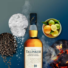 Carica l'immagine nel visualizzatore di Gallery, Talisker 10 Anni Single Malt Scotch Whisky, Astucciato - 700 ml