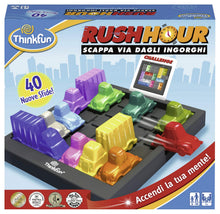 Carica l'immagine nel visualizzatore di Gallery, ThinkFun 76300 Rush Hour, Gioco di Logica, per 1+ Giocatori, Età 8+ (Versione Italiana)
