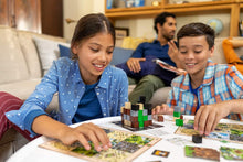 Carica l'immagine nel visualizzatore di Gallery, Ravensburger Minecraft Builders &amp; Biomes Gioco da Tavolo, per 2-4 Giocatori, Età Consigliata 10+, Multicolore Single