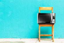Carica l'immagine nel visualizzatore di Gallery, Candy Microonde CMXG20D - Grill e App Cook-in, 20L, 40 Programmi Automatici, 700 W, Argento