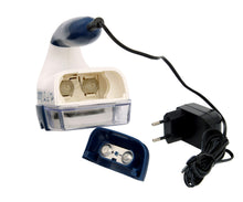 Carica l'immagine nel visualizzatore di Gallery, Camry cr-9606 - Levapelucchi a Batterie o elettrico con lame in acciaio Blu - Ilgrandebazar