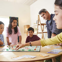 Carica l'immagine nel visualizzatore di Gallery, Monopoly - Classico (gioco in scatola Hasbro Gaming) Monopoly Classico
