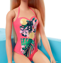 Carica l'immagine nel visualizzatore di Gallery, Barbie- Playset Bambola con Piscina e Accessori Giocattolo per Bambini 3+ Anni, GHL91