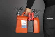 Carica l'immagine nel visualizzatore di Gallery, Husqvarna 580754201 - Tanica carburante Combinata, Benzina 5 l e Multicolore - Ilgrandebazar