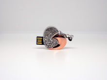 Carica l'immagine nel visualizzatore di Gallery, Cuore gioiello USB 2.0 32 Gb chiavetta pendrive Pennetta usb San... - Ilgrandebazar
