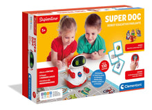 Carica l'immagine nel visualizzatore di Gallery, Clementoni - Sapientino - Super Doc, Robot Educativo Parlante per Bambini 5+ Anni, 12094