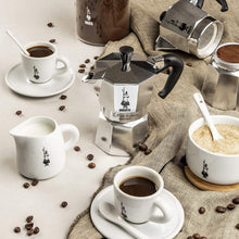 Carica l'immagine nel visualizzatore di Gallery, Bialetti Moka Express Caffettiera in Alluminio, Argento, 6 Tazze