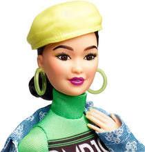 Carica l'immagine nel visualizzatore di Gallery, Barbie BMR1959 Bambola Snodata con Abito Fluorescente, GHT95