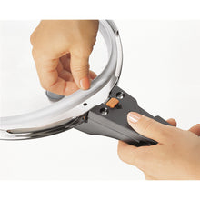 Carica l'immagine nel visualizzatore di Gallery, WMF 6068559990 Guarnizione Coperchio Pentola a Pressione, 22 cm 22 cm, Grigio