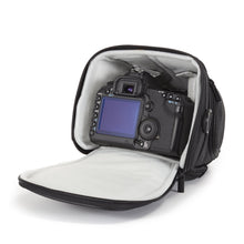 Carica l'immagine nel visualizzatore di Gallery, AmazonBasics - Custodia per macchine fotografiche reflex, colore: Nero - Ilgrandebazar