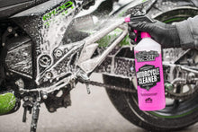 Carica l'immagine nel visualizzatore di Gallery, Muc-Off 664-CTJ Degressante per Moto, 1 L 1 L - Ilgrandebazar