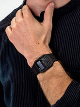 Carica l'immagine nel visualizzatore di Gallery, Casio Collection Retro Orologio digitale da uomo con cinturino in plastica CA-53WF