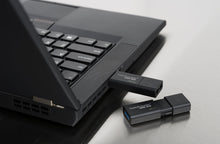 Carica l'immagine nel visualizzatore di Gallery, Kingston DataTraveler 100 G3-DT100G3/64GB-3P, USB 3.0, 3.1 64 GB-3P, Nero - Ilgrandebazar