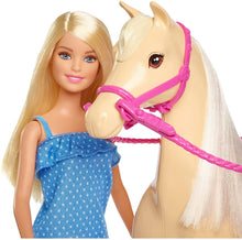 Carica l'immagine nel visualizzatore di Gallery, Barbie Bambola con Cavallo e Accessori, Multicolore, 3+ Anni, FXH13