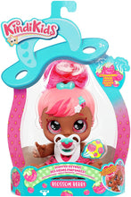 Carica l'immagine nel visualizzatore di Gallery, Kindi Kids 50125 - Bambola e 2 accessori per bambini, 16,5 cm