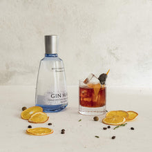 Carica l'immagine nel visualizzatore di Gallery, Gin Mare Mediterranean Gin, 700ml bottiglia 700 ml