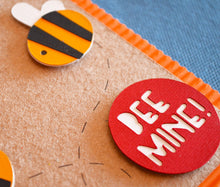 Carica l'immagine nel visualizzatore di Gallery, Bee mine - apine simpatiche - San Valentino - innamorati - multicolore - Ilgrandebazar