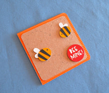 Carica l'immagine nel visualizzatore di Gallery, Bee mine - apine simpatiche - San Valentino - innamorati - multicolore - Ilgrandebazar