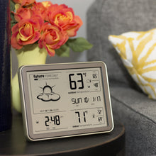 Carica l'immagine nel visualizzatore di Gallery, AcuRite 77010 wireless stazione meteo con display grande, senza fili,... - Ilgrandebazar