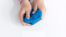 Carica l'immagine nel visualizzatore di Gallery, Kinetic Sand- Playset Castelli di Sabbia Modelli/Colori Assortiti,... - Ilgrandebazar