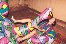 Carica l'immagine nel visualizzatore di Gallery, Bestway Float'N Fashion 41117 - Gonfiabile Mare Cavalcabile MULTICOLORE