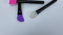 Carica l'immagine nel visualizzatore di Gallery, 3PCS Spazzole per Maschera Facciale in Silicone L'applicazione...