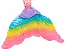 Carica l'immagine nel visualizzatore di Gallery, Barbie DHC40 Bambola Sirena Magico Arcobaleno