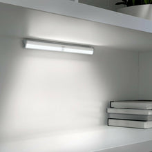 Carica l'immagine nel visualizzatore di Gallery, Lampada a 20 LED con Sensore di Movimento, Batteria Ricaricabile da 600mAh